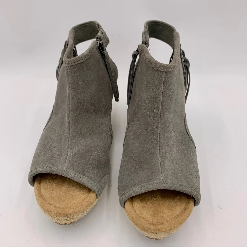 Minnetonka Blaire Wedge‎ Sandals Women Sz 10 Gray Suede Fringe Zip Festival Boho